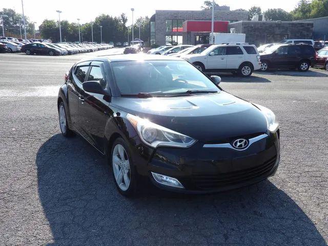 2012 Hyundai Veloster Base w/Gray
