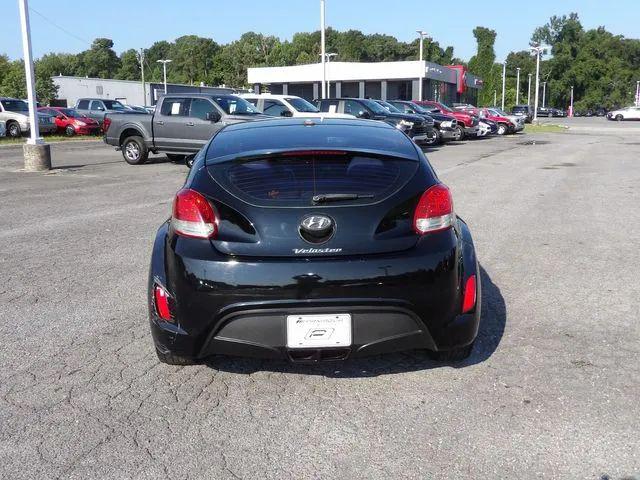 2012 Hyundai Veloster Base w/Gray