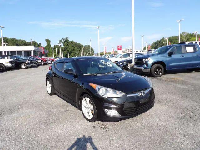 2012 Hyundai Veloster Base w/Gray