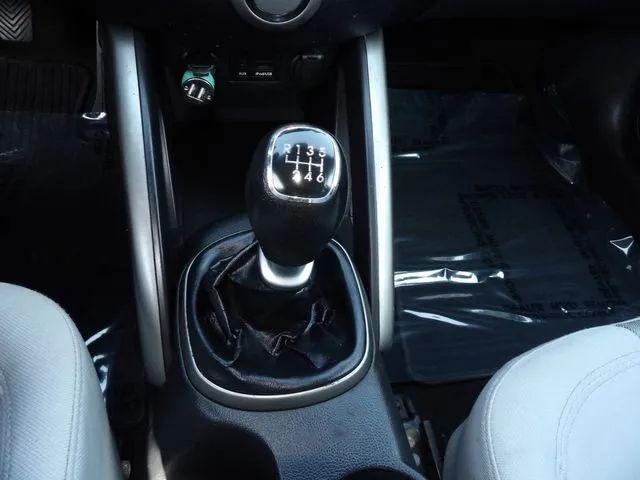 2012 Hyundai Veloster Base w/Gray