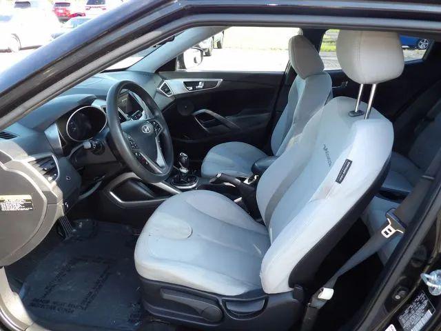 2012 Hyundai Veloster Base w/Gray