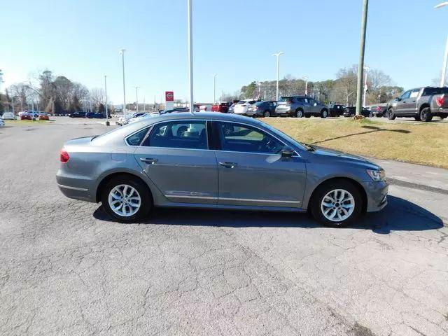 2017 Volkswagen Passat 1.8T S