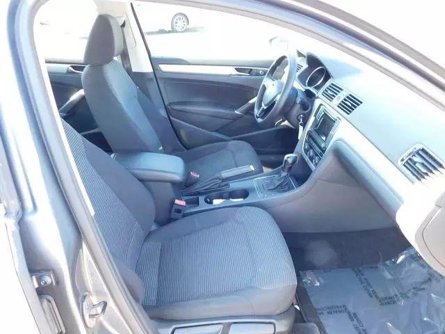 2017 Volkswagen Passat 1.8T S