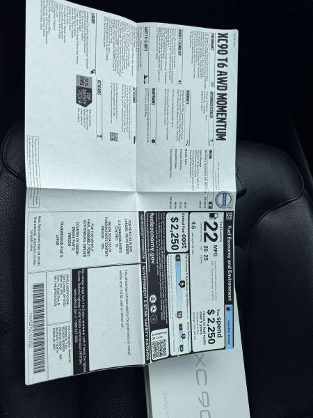 2016 Volvo XC90 T6 Momentum
