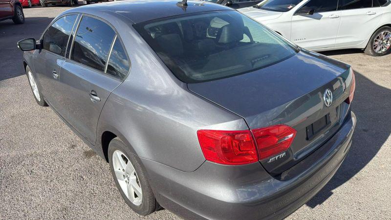 2011 Volkswagen Jetta 2.0L TDI