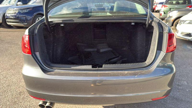 2011 Volkswagen Jetta 2.0L TDI
