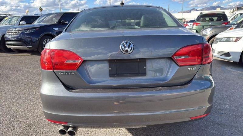 2011 Volkswagen Jetta 2.0L TDI