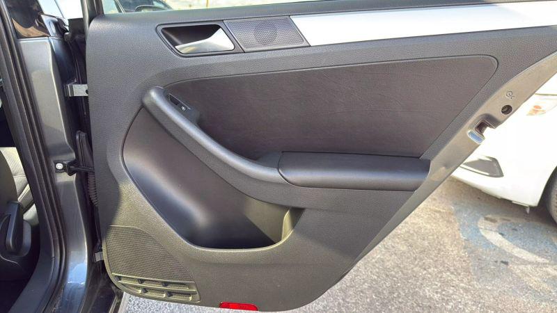 2011 Volkswagen Jetta 2.0L TDI