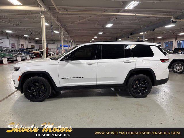 2022 Jeep Grand Cherokee L Altitude 4x4