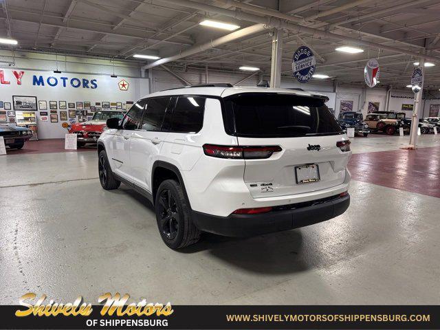 2022 Jeep Grand Cherokee L Altitude 4x4