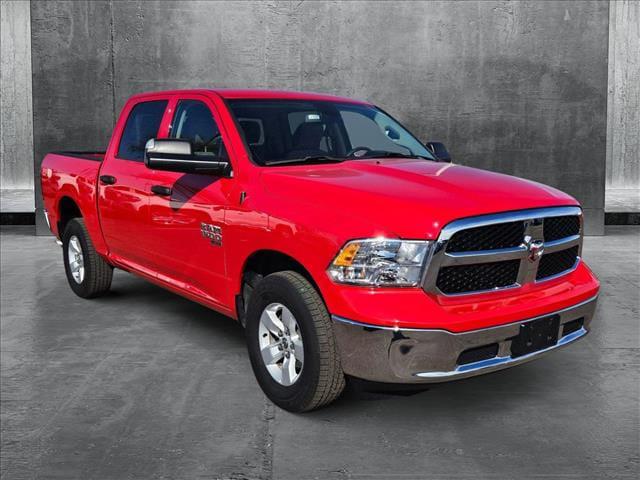 2023 RAM 1500 Classic SLT Crew Cab 4x4 57 Box