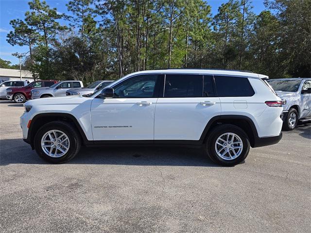 2023 Jeep Grand Cherokee L Laredo 4x4