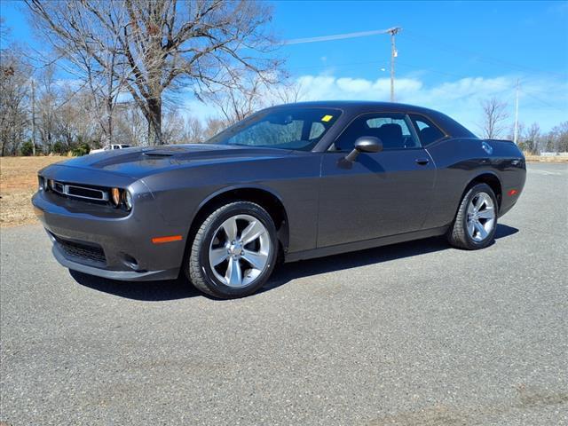 2021 Dodge Challenger SXT