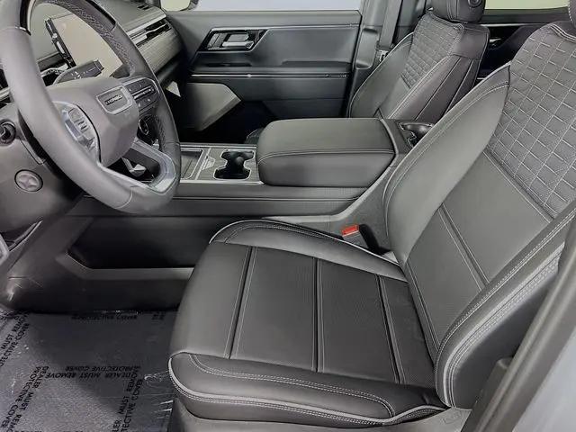 2024 GMC Sierra Denali Edition 1