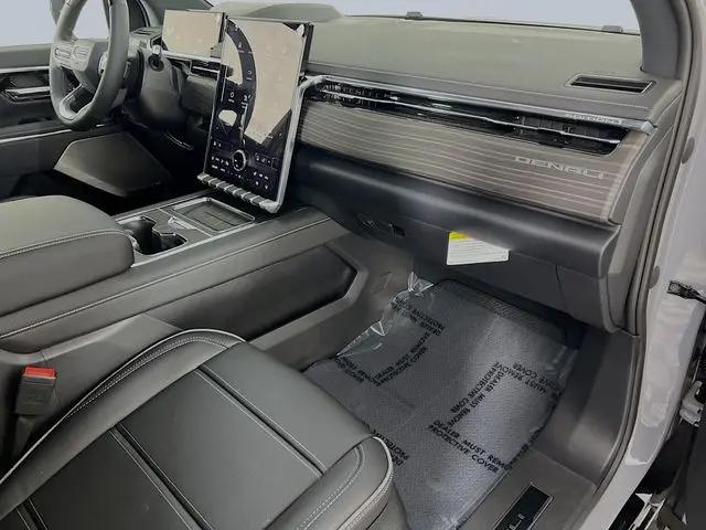 2024 GMC Sierra Denali Edition 1