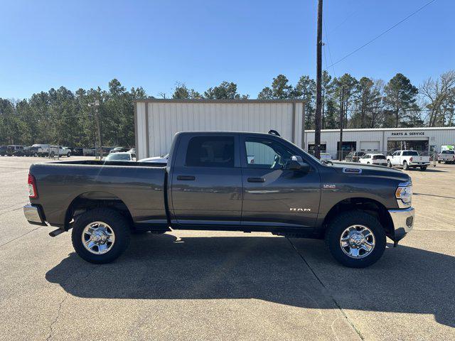 2022 RAM 2500 Tradesman Crew Cab 4x4 64 Box