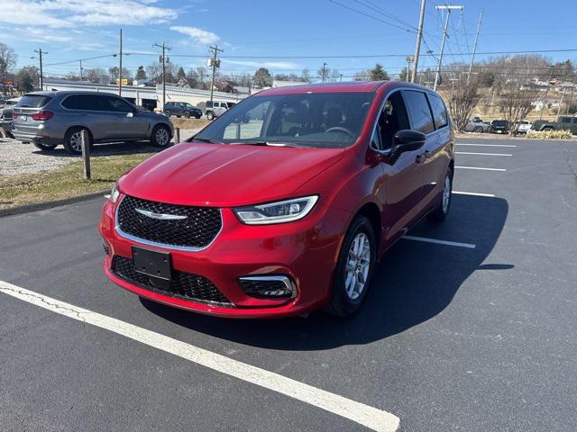 2025 Chrysler Pacifica PACIFICA SELECT