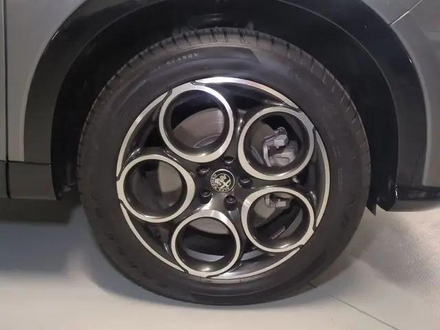 2025 Alfa Romeo Tonale AWD