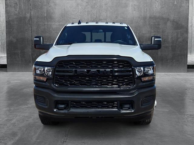 2024 RAM 3500 Tradesman Crew Cab 4x4 8 Box