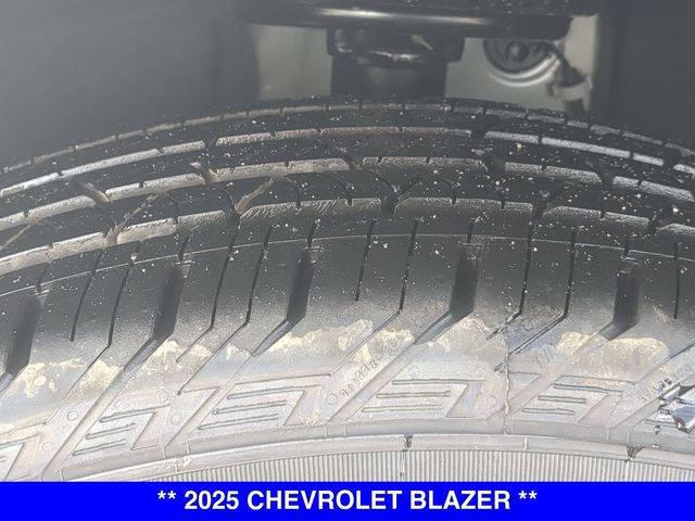 2025 Chevrolet Blazer AWD 2LT
