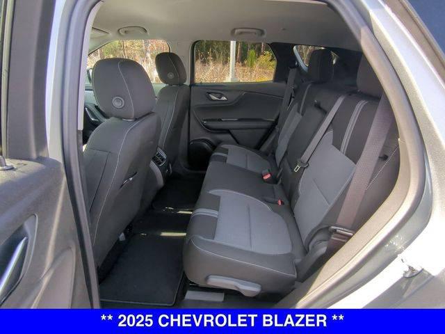 2025 Chevrolet Blazer AWD 2LT