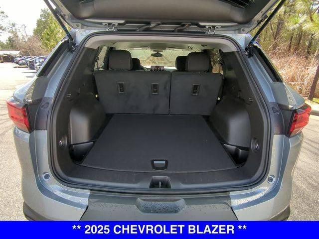 2025 Chevrolet Blazer AWD 2LT