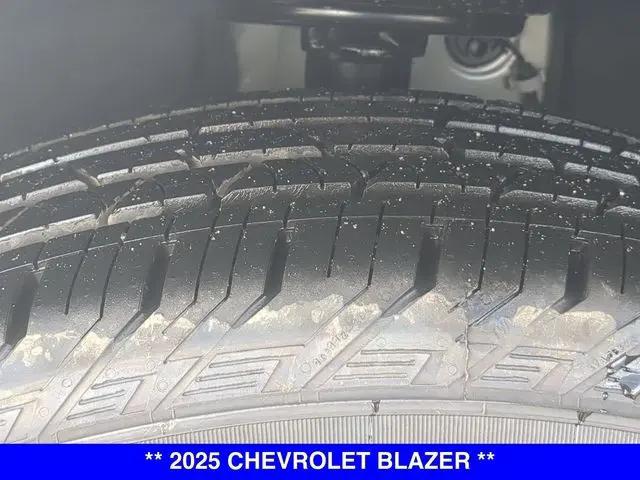 2025 Chevrolet Blazer AWD 2LT