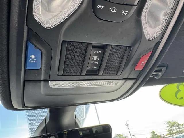 2023 Ram 1500 Big Horn Crew Cab 4x4 5'7" Box