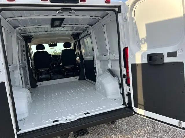 2025 Ram ProMaster Cargo Van Tradesman Low Roof 136" WB w/Pass Seat
