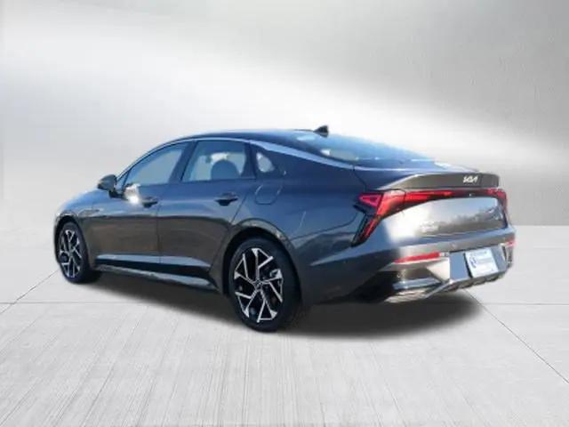 2025 Kia K5 EX