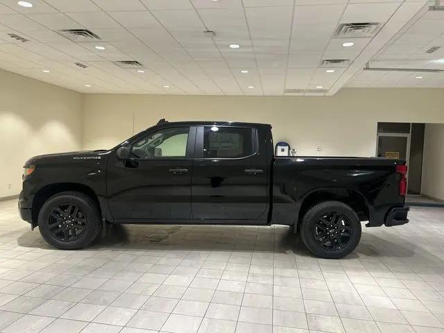 2025 Chevrolet Silverado 1500 2WD Crew Cab Short Bed Custom