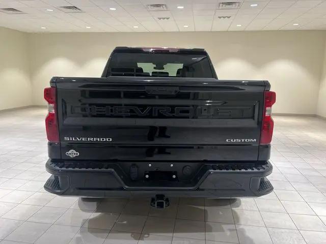 2025 Chevrolet Silverado 1500 2WD Crew Cab Short Bed Custom