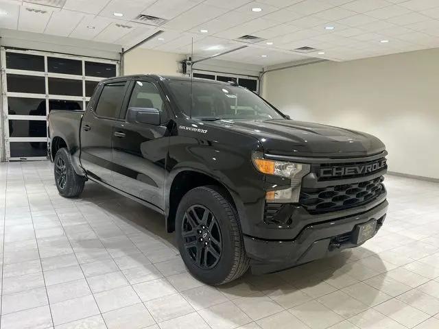 2025 Chevrolet Silverado 1500 2WD Crew Cab Short Bed Custom