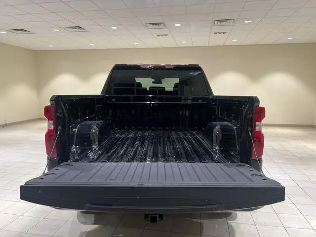 2025 Chevrolet Silverado 1500 2WD Crew Cab Short Bed Custom