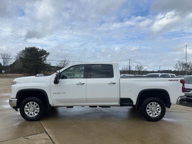 2024 Chevrolet Silverado 2500HD 4WD Crew Cab Standard Bed LTZ