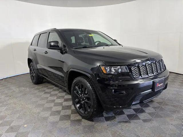 2018 Jeep Grand Cherokee Altitude 4x4 for sale in Shakopee, MN