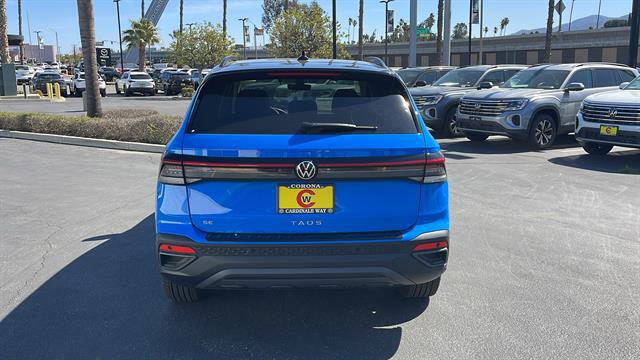 2025 Volkswagen Taos 1.5T SE Black