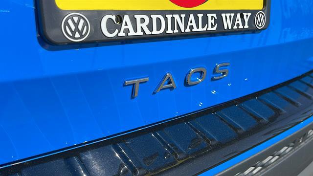 2025 Volkswagen Taos 1.5T SE Black