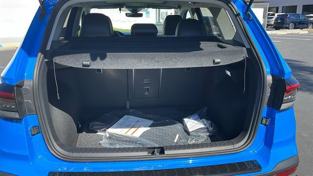 2025 Volkswagen Taos 1.5T SE Black