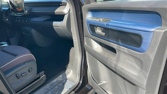 2025 Volkswagen ID. Buzz Pro S