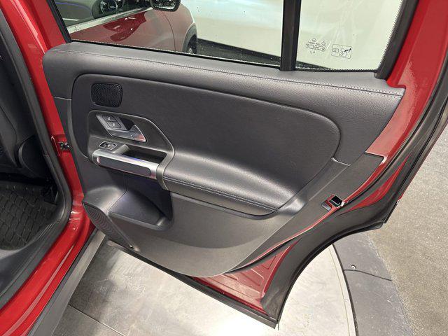 2024 Mercedes-Benz GLB 4MATIC