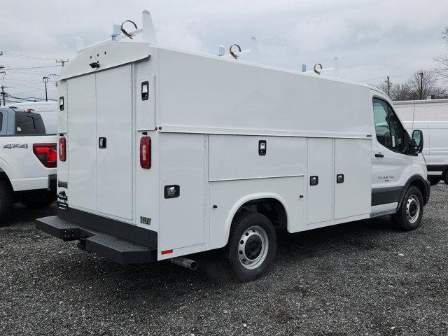 2024 Ford Transit Cutaway Base