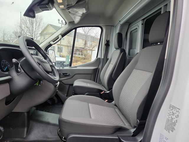 2024 Ford Transit Cutaway Base