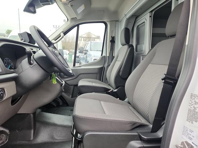 2024 Ford Transit Cutaway Base