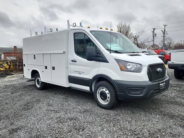 2024 Ford Transit Cutaway Base