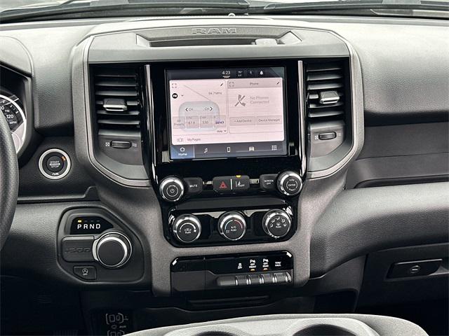 2025 RAM Ram 1500 RAM 1500 TRADESMAN QUAD CAB 4X2 64 BOX