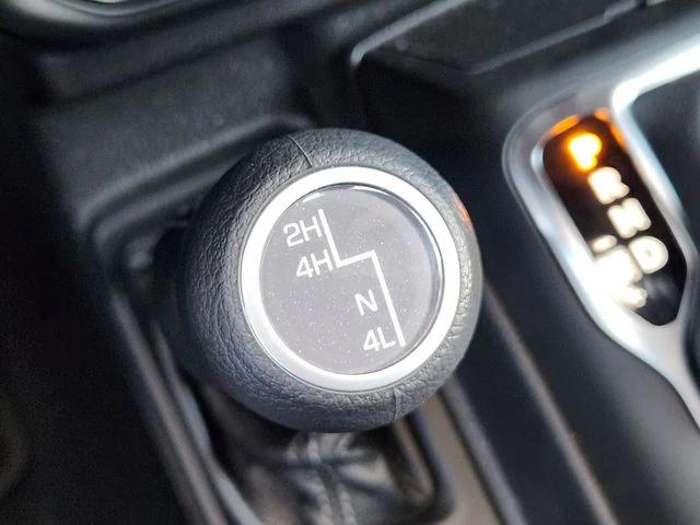 2025 Jeep Wrangler 4-Door Summit 4x4