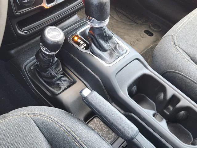 2025 Jeep Wrangler 4-Door Summit 4x4