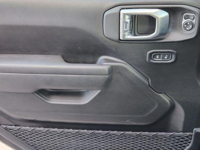 2025 Jeep Wrangler 4-Door Summit 4x4