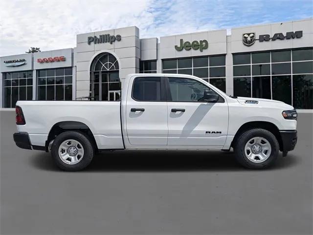 2025 RAM Ram 1500 RAM 1500 TRADESMAN QUAD CAB 4X2 64 BOX